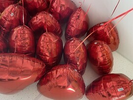 Vozdushnie shari Serdtce fol_ga krasnij v potolok s geliem 15 edinitc