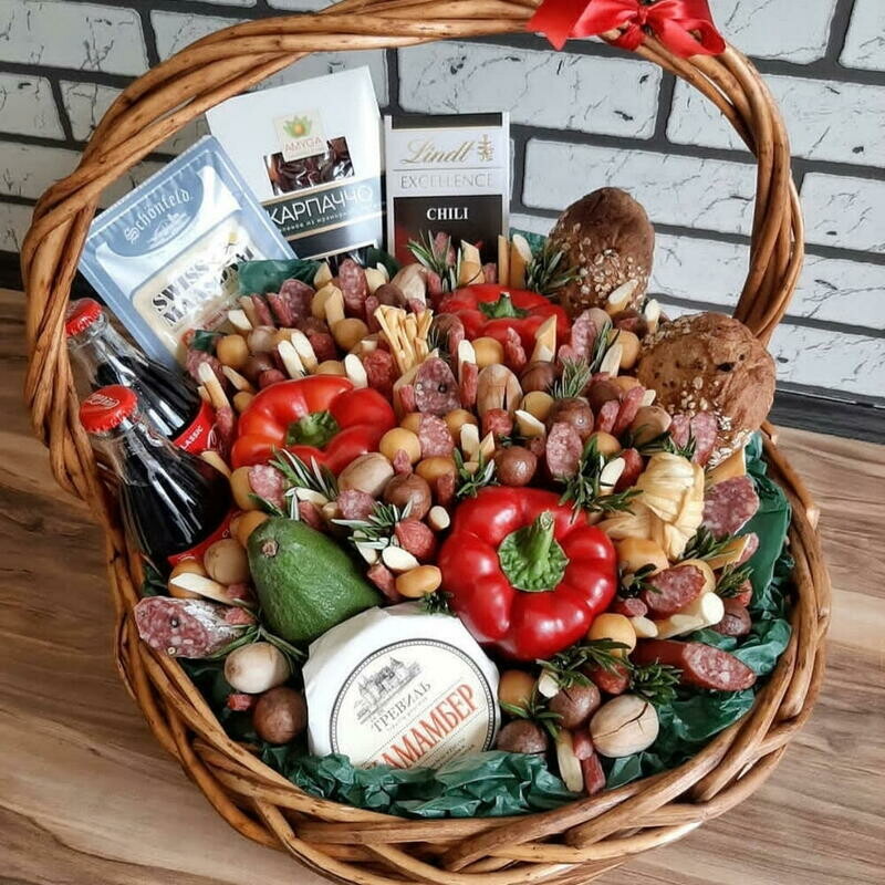 Подарочная корпаративная мужская корзина Колбасный букет Мужской букет на 23 Февраля, премиум