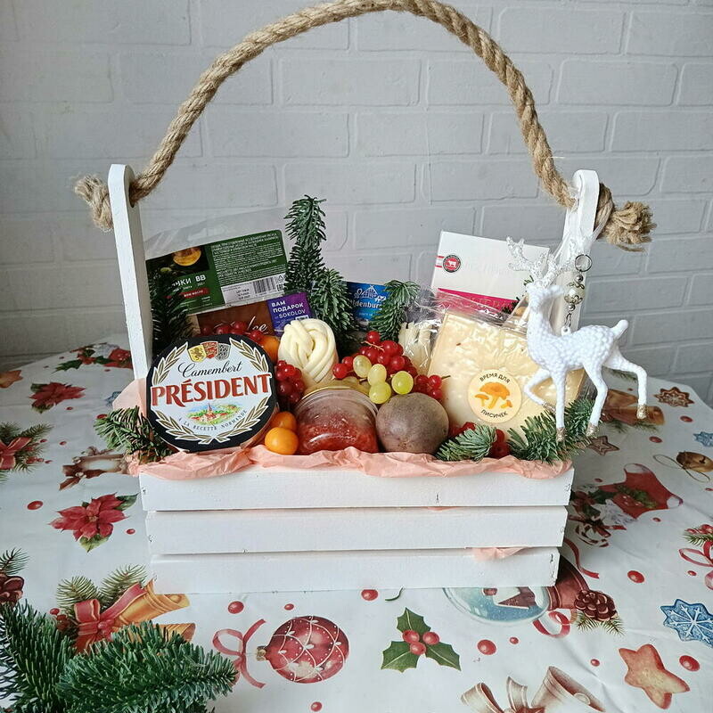 Бокс с сыров и баночкой красной икры Подарок на Новый Год Корпоративный заказ Фруктовая корзина, премиум