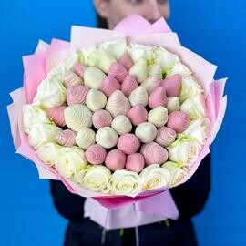 Buket belie rozi i klubnika. Klubnika v bel_gijskom shokolade Callebaut