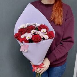 Красный бархат  Букет с красной розой и Сантини 