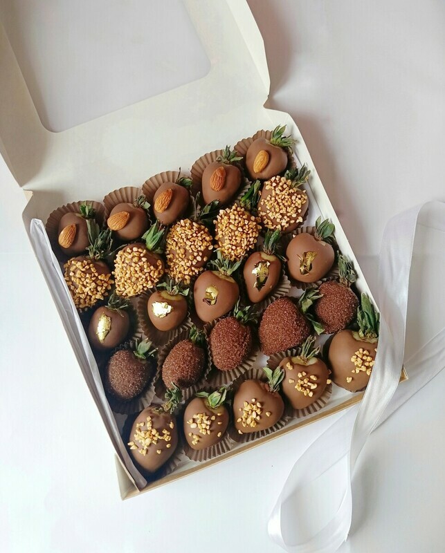 Набор с клубникой в шоколаде  Клубника в шоколаде, стандартный