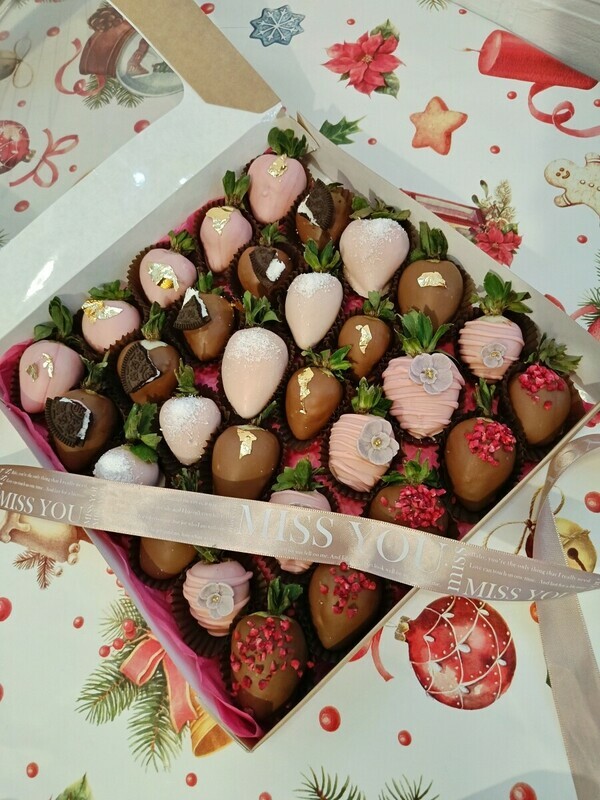 Nabor s klubnika v shokolade, premium