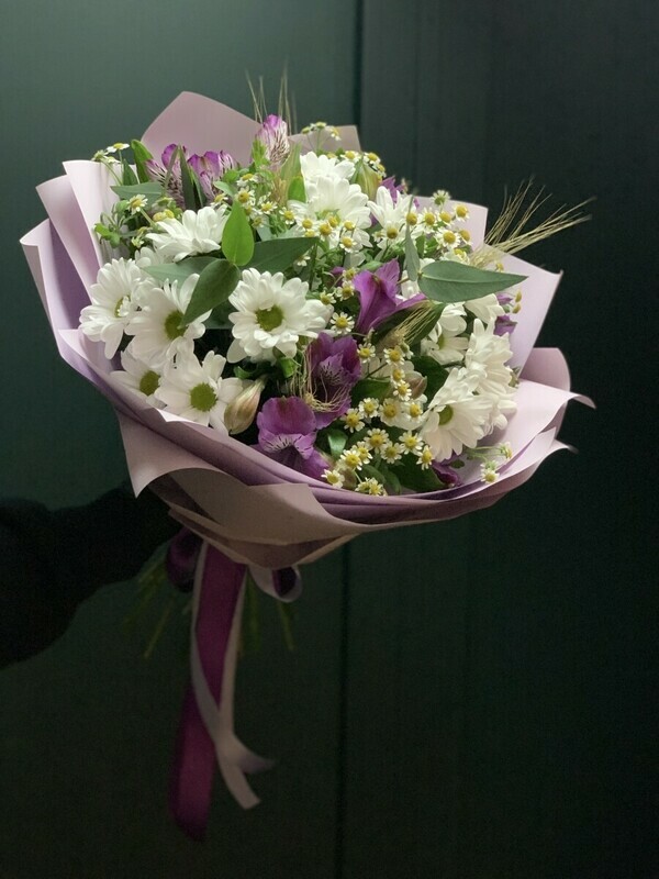 Букет из хризантемы и альстромерии, делюкс