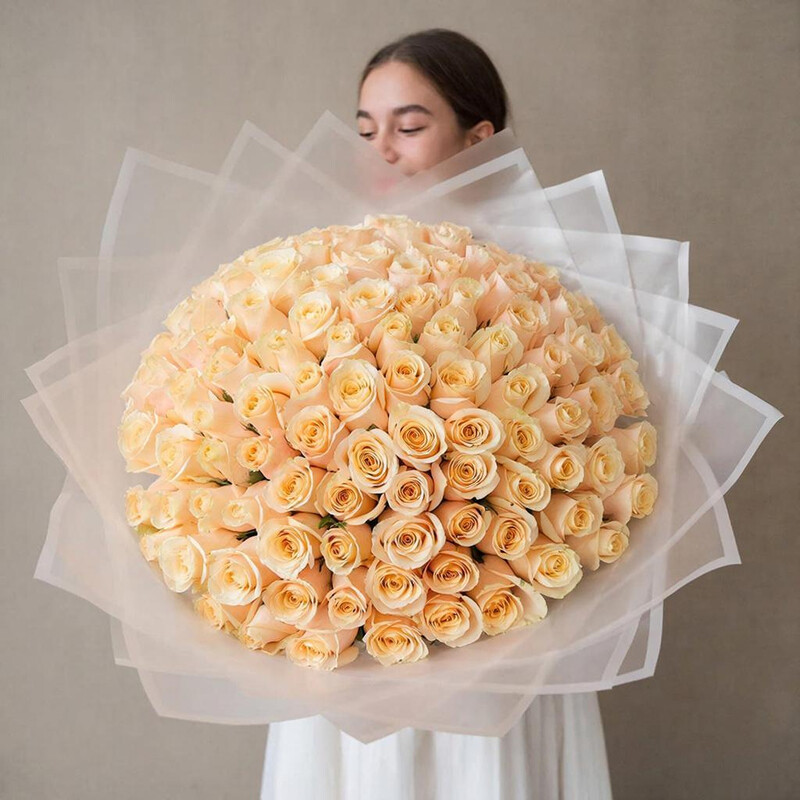 Букет 51 кремовая  роза, премиум