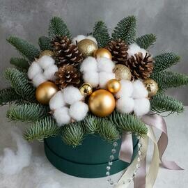 Новогодняя композиция Золотая