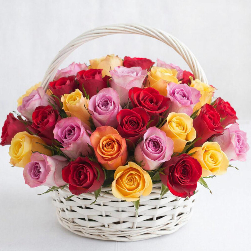Корзина 51 роза микс, стандартный