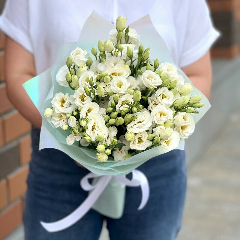 Букет из Белой Эустомы, уменьшенный