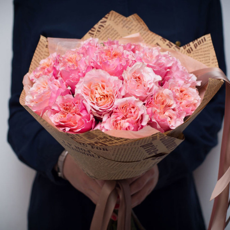 Букет коралловых садовых роз, стандартный