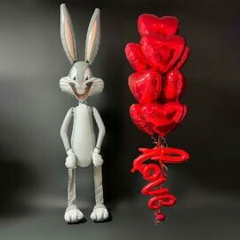 Fontan krasnih serdetc i Hodyachaya figura Zayatc