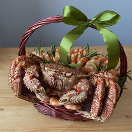 Korzina muzhskaya s krabom