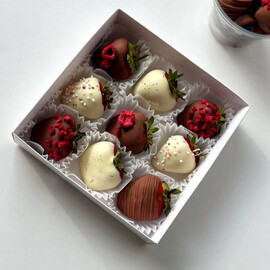 Клубника в шоколаде, 9 шт.