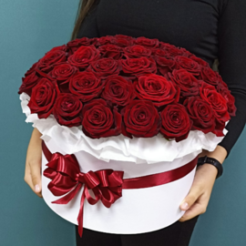 Композиция из 51 Красной Розы