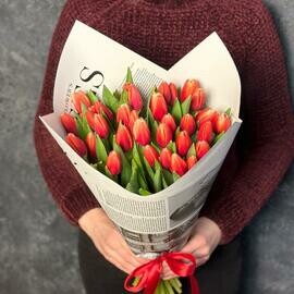 35 тюльпанов