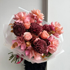 Воздушный авторский букет « Теплый поцелуй»