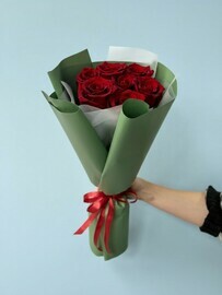 Букет из 7 красных роз, арт: 3106-1