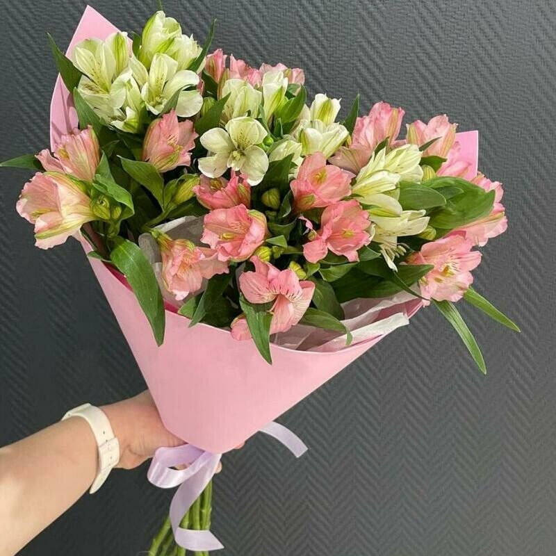 Нежный букет альстромерии, стандартный