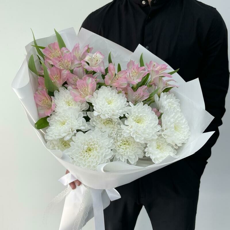 Стойкий букет из альстромерий и кустовых хризантем, стандартный