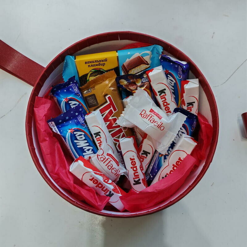 Box-bag with sweets, premium