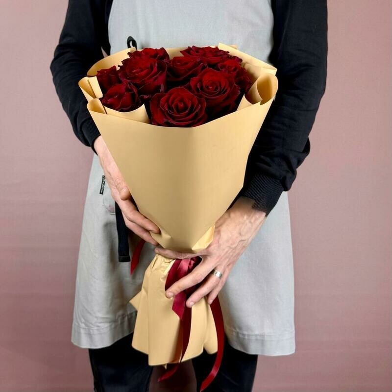Monobuket iz krasnih roz premium, standart