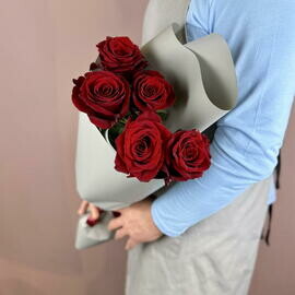 Монобукет из красных роз премиум