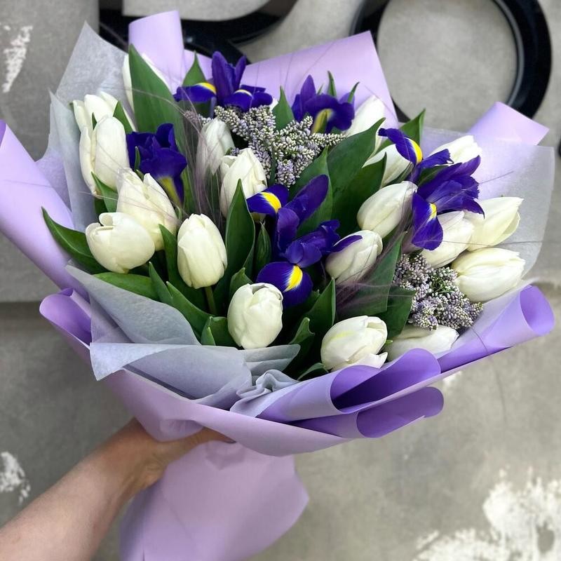 Vesennij buket tcvetov / Tyul_pani, irisi, kovil_, veronika, standart