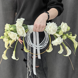 Букет невесты каллы и эустома