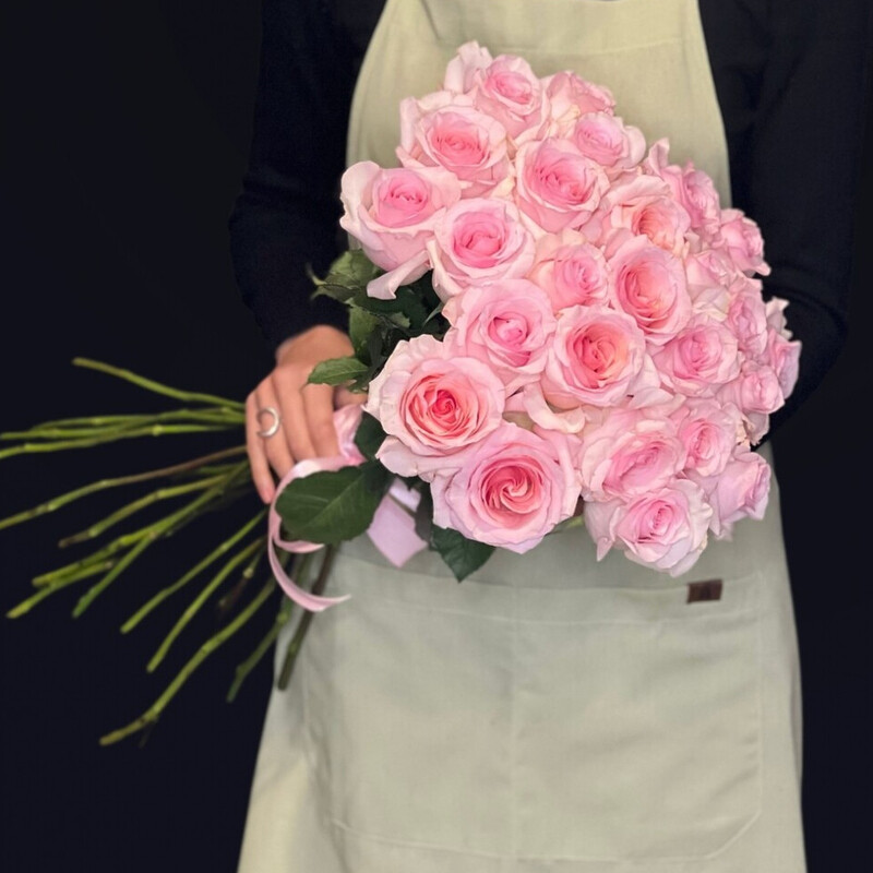 25 розовых роз, стандартный