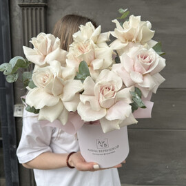 Бокс с французскими розами