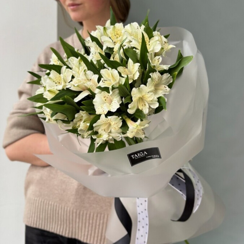 Букет из белых альстромерий размер S, стандартный