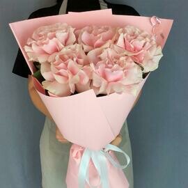 Букет из 5 французских розовых роз