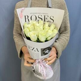 Букет 15 белых роз