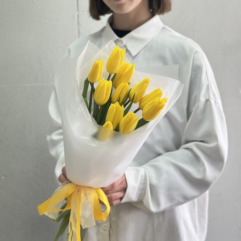 Монобукет из желтых тюльпанов, 11 желтых тюльпанов
