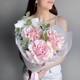 Monobuket frantcuzskih roz