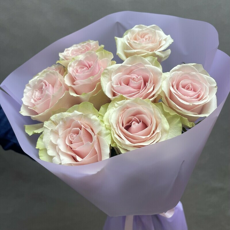 Монобукет из розовых роз, монобукет из эквадорских роз