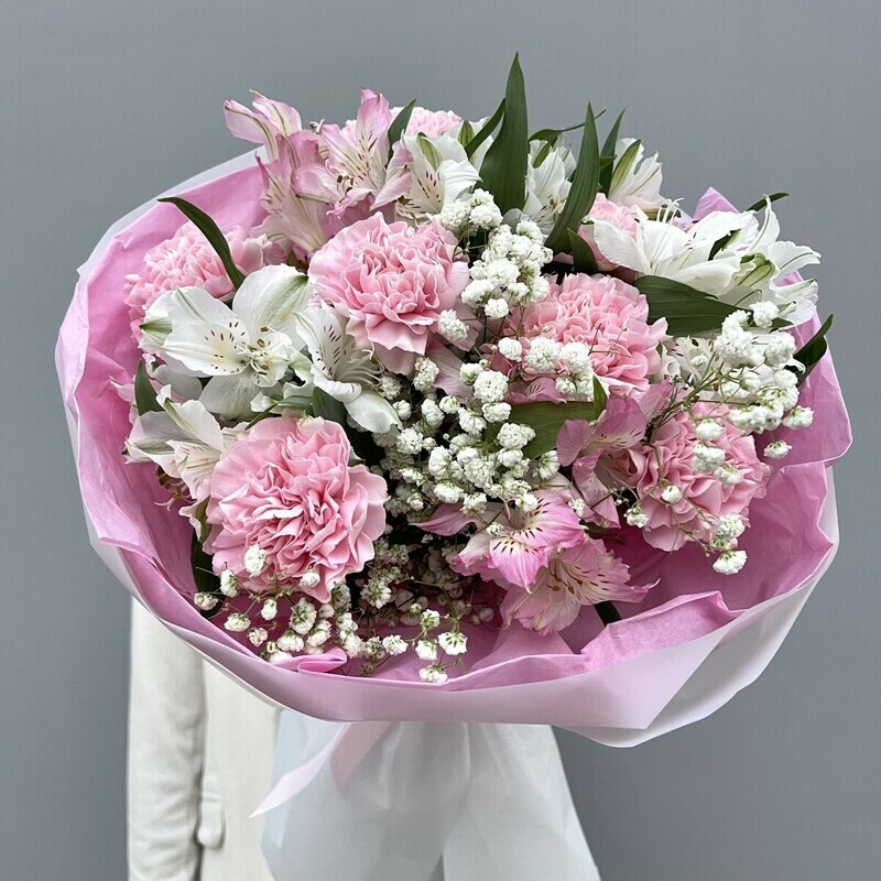 Нежный букет с диантусами и альстромериями, стандартный