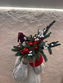 Шляпная коробка из нобилиса с гномиком 