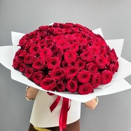 Букет из 101 красной розы
