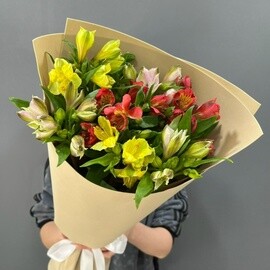 Букет из альстромерий микс