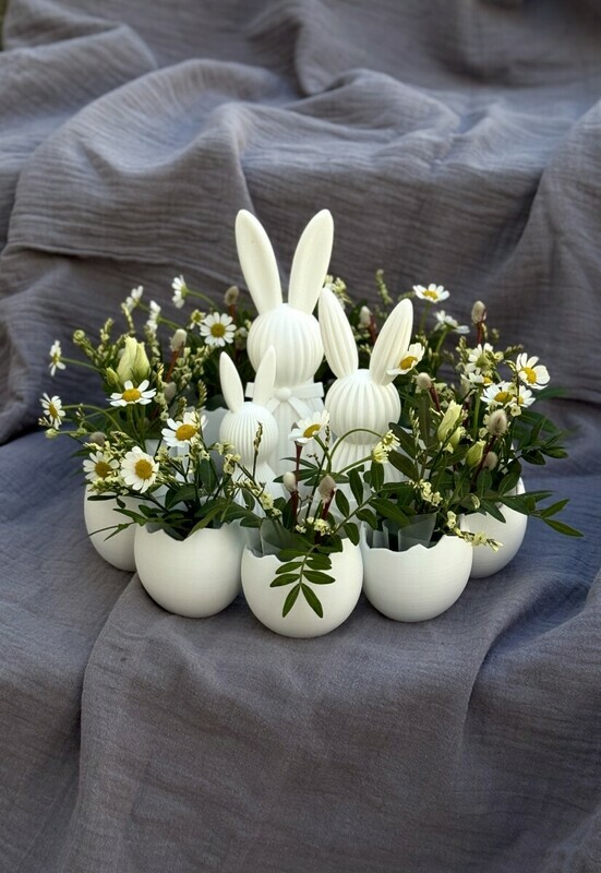 Kompozitciya na Pashu na stol, standart