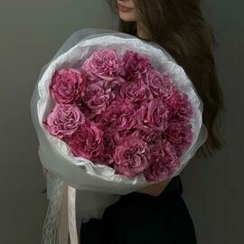 Buket 17 pionovidnih roz Kantri blyuz