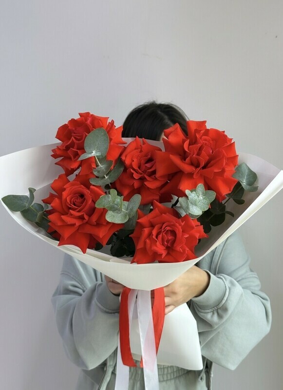 Букет красных французских роз, букет красных французских роз