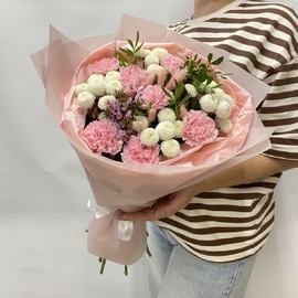 Букет из Диантусов и Хризантем 