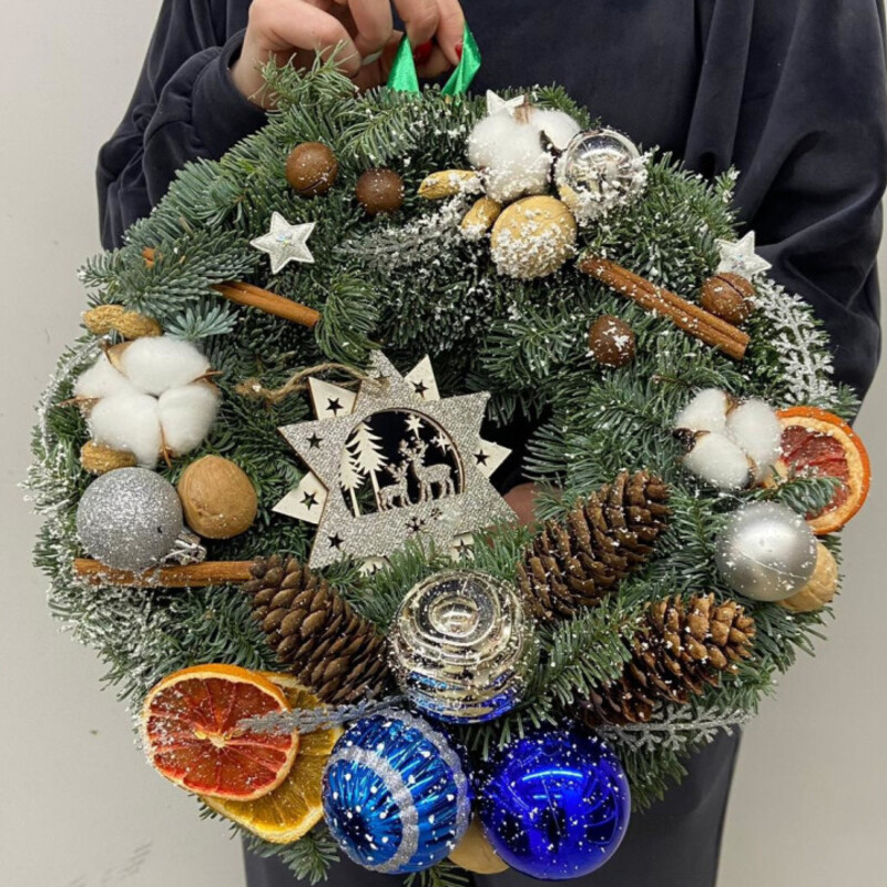 New Year's wreath, standart