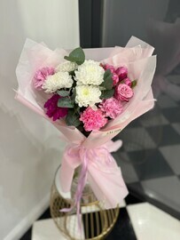 Букет Хризантема, розы и Диантус