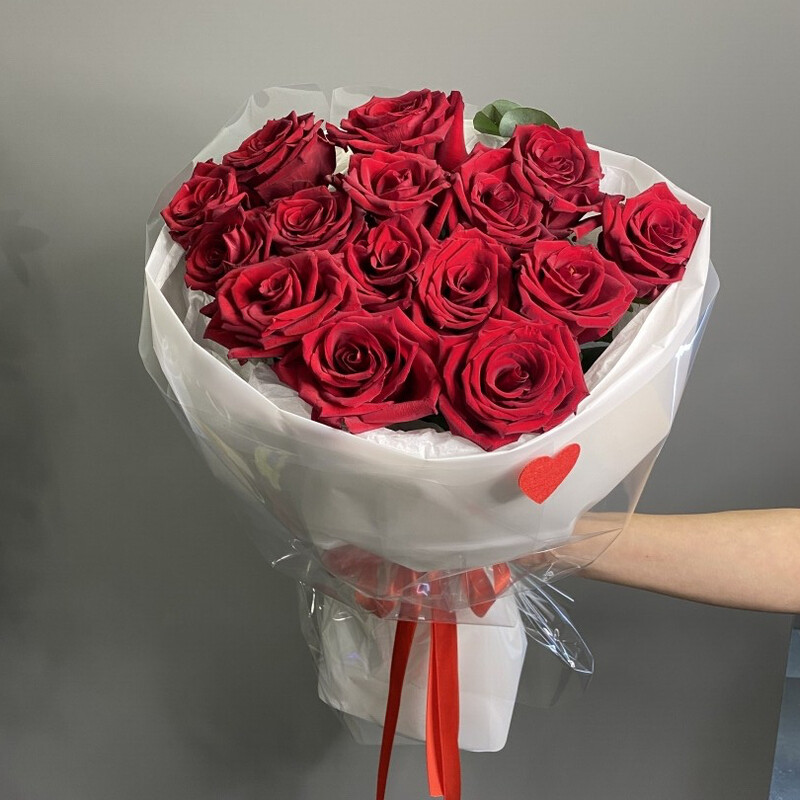 Букет Страсть, 15 красных роз
