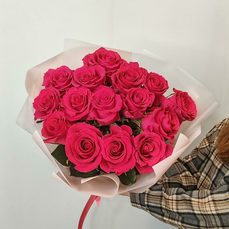 15 розовые крупные розы с упаковкой, 15 розовые крупные розы с упаковкой