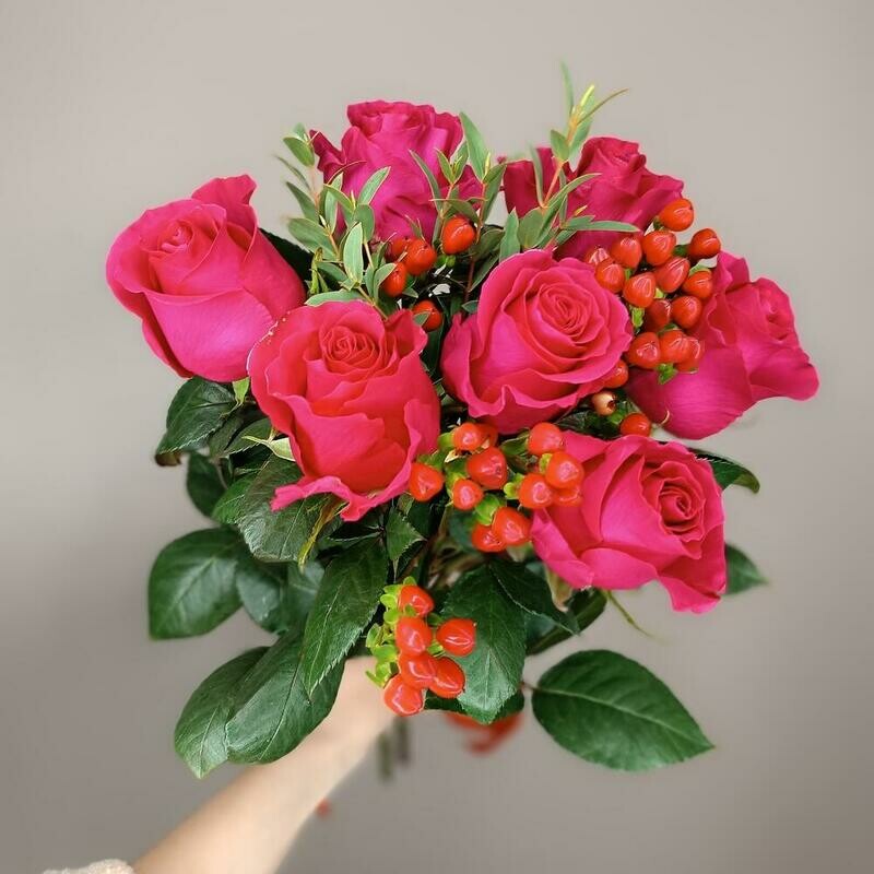 Варенье, яркие розовые розы 7 штук, стандартный