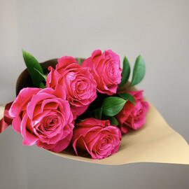 5 yarkih roz s zelen_yu