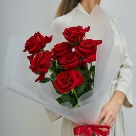 Serdtce iz Krasnih Roz